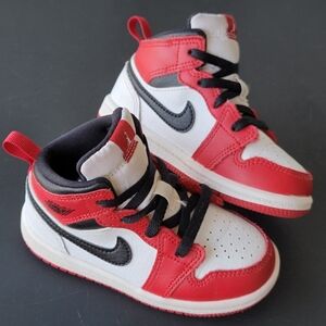 Nike Jordan 1 Retro High OG Chicago Toddler Size 7C